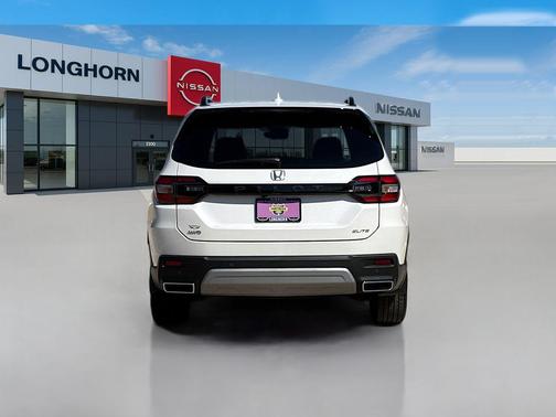 2025 Honda Pilot Elite
