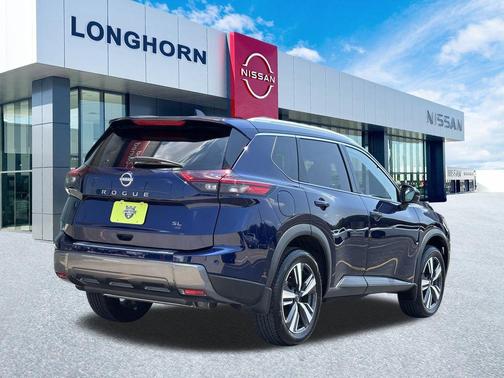 2024 Nissan Rogue SL