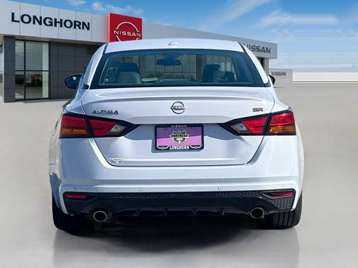 2024 Nissan Altima SR FWD