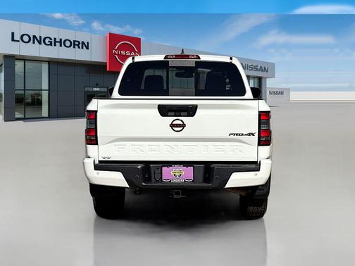 2022 Nissan Frontier PRO-4X