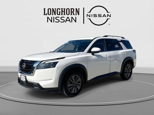 2023 Nissan Pathfinder SV FWD
