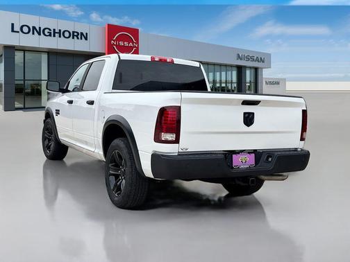 2024 RAM 1500 Classic Warlock Crew Cab 4x2 5'7' Box