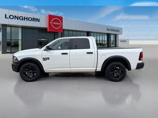 2024 RAM 1500 Classic Warlock Crew Cab 4x2 5'7' Box