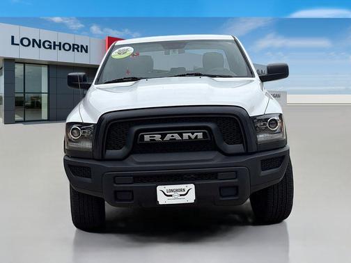 2024 RAM 1500 Classic Warlock Crew Cab 4x2 5'7' Box