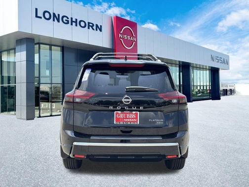 2025 Nissan Rogue Platinum