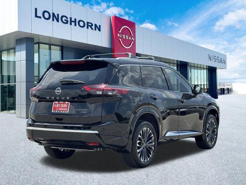 2025 Nissan Rogue Platinum
