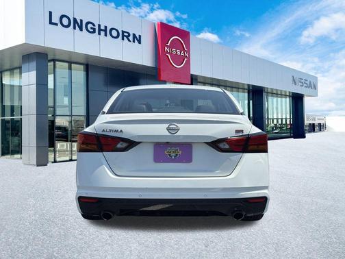 2023 Nissan Altima SR FWD