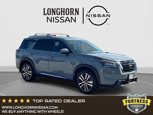 2025 Nissan Pathfinder Platinum FWD