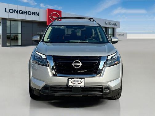 2025 Nissan Pathfinder SV FWD