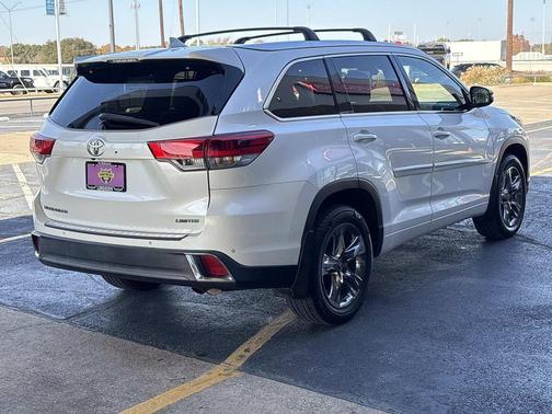 2017 Toyota Highlander Limited