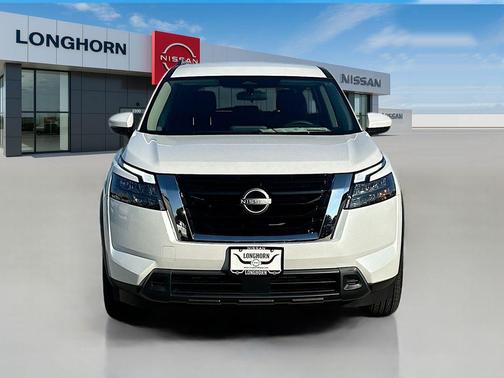 2025 Nissan Pathfinder SV FWD