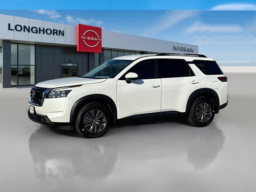 2025 Nissan Pathfinder SV FWD