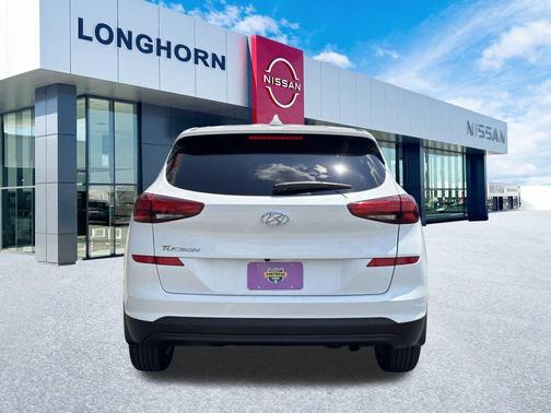 2021 Hyundai TUCSON SE