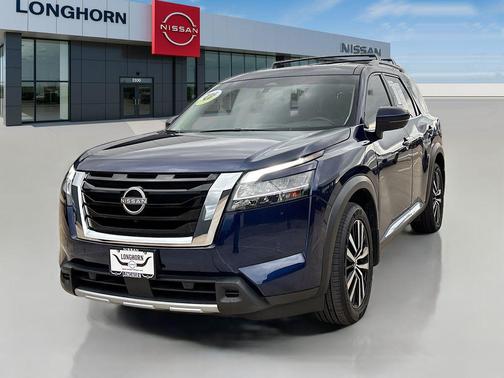 2024 Nissan Pathfinder Platinum 4WD