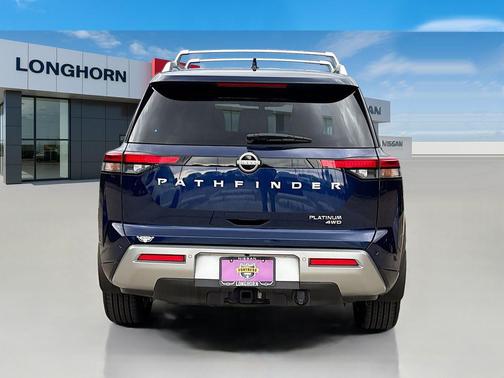 2024 Nissan Pathfinder Platinum 4WD