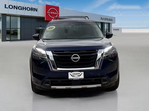 2024 Nissan Pathfinder Platinum 4WD