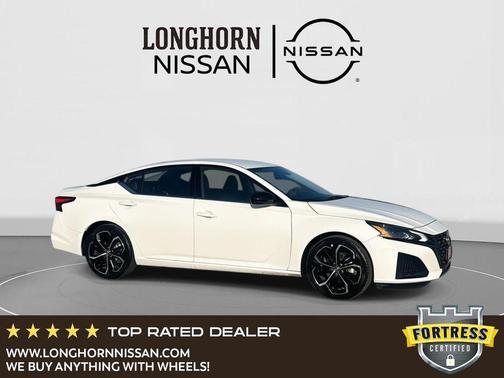 2023 Nissan Altima SR FWD