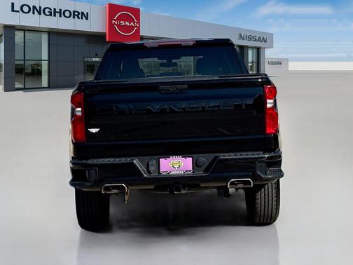 2022 Chevrolet Silverado 1500 Custom Trail Boss