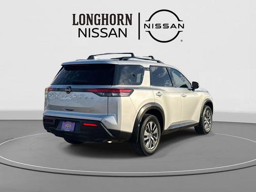 2022 Nissan Pathfinder SV 2WD
