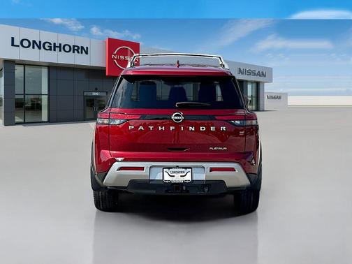 2025 Nissan Pathfinder Platinum FWD