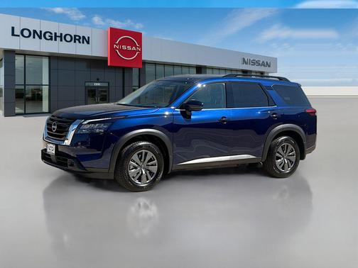 2025 Nissan Pathfinder SV FWD
