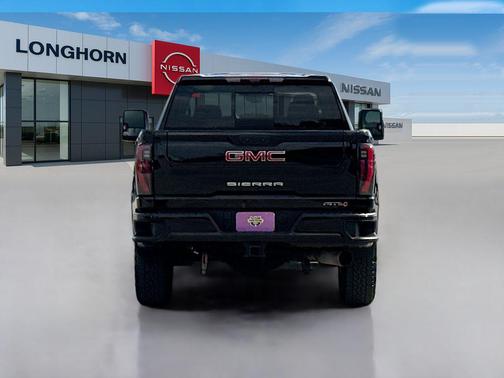 2025 GMC Sierra 2500 AT4