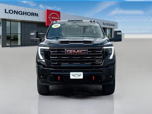 2025 GMC Sierra 2500 AT4