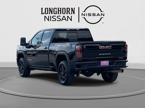 2025 GMC Sierra 2500 AT4