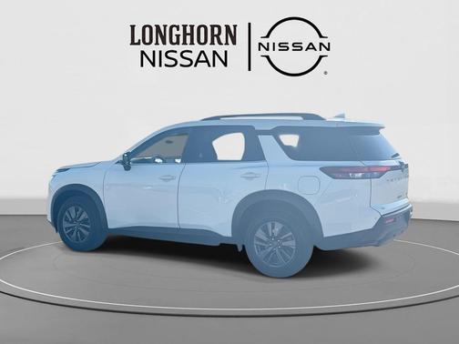 2023 Nissan Pathfinder SV 4WD