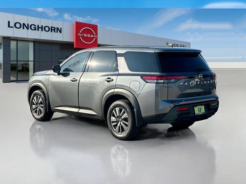 2025 Nissan Pathfinder S FWD