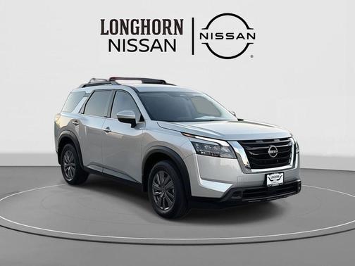 2025 Nissan Pathfinder SV FWD