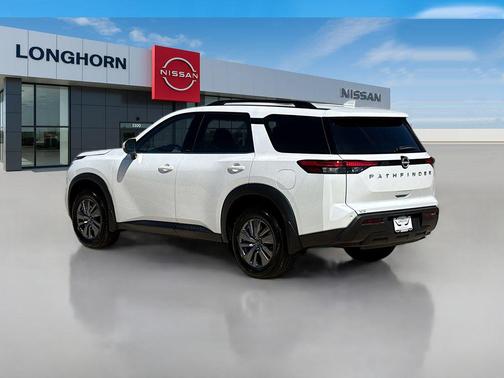 2025 Nissan Pathfinder SV FWD
