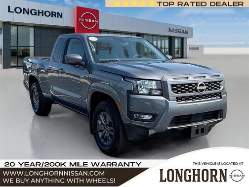 2025 Nissan Frontier SV