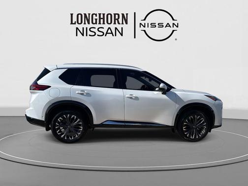 2024 Nissan Rogue Platinum