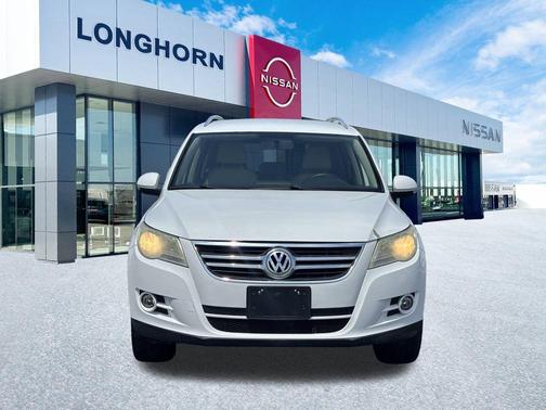 2010 Volkswagen Tiguan 2.0T Wolfsburg Edition