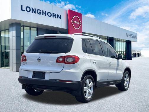 2010 Volkswagen Tiguan 2.0T Wolfsburg Edition
