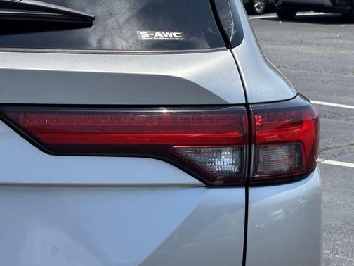2023 Mitsubishi Outlander SE 2.5 S-AWC