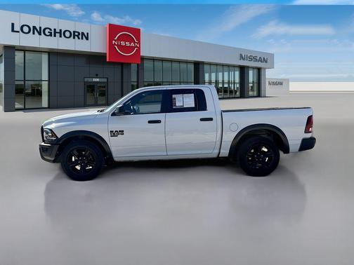 2024 RAM 1500 Classic Warlock Crew Cab 4x2 5'7' Box