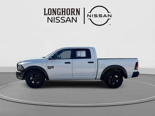 2024 RAM 1500 Classic Warlock Crew Cab 4x2 5'7' Box