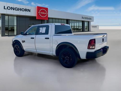 2024 RAM 1500 Classic Warlock Crew Cab 4x2 5'7' Box