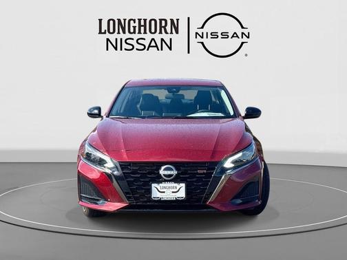 2025 Nissan Altima SR FWD