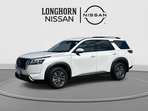 2025 Nissan Pathfinder SV FWD