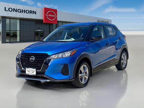 2025 Nissan Kicks S
