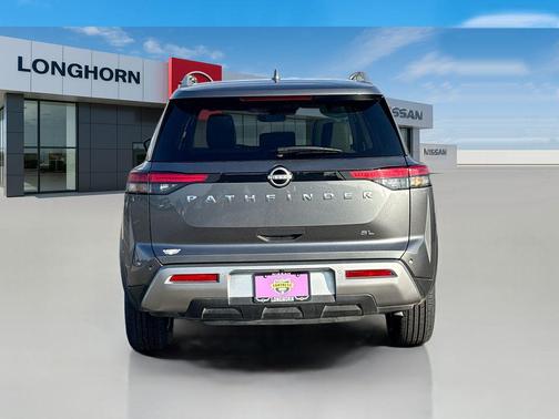 2025 Nissan Pathfinder SL FWD