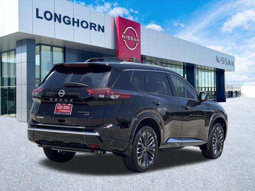 2025 Nissan Rogue Platinum