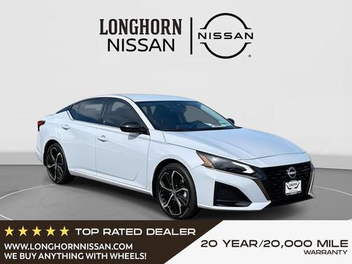 2025 Nissan Altima SR FWD