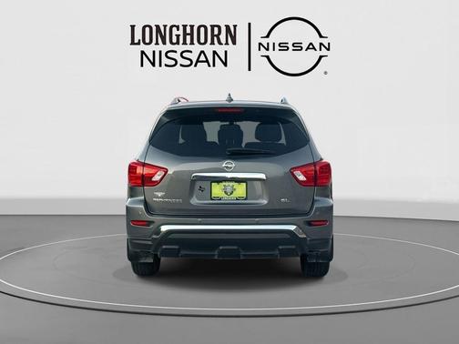 2019 Nissan Pathfinder SL