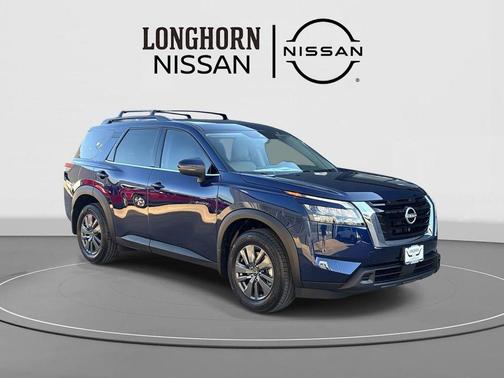 2025 Nissan Pathfinder SV FWD