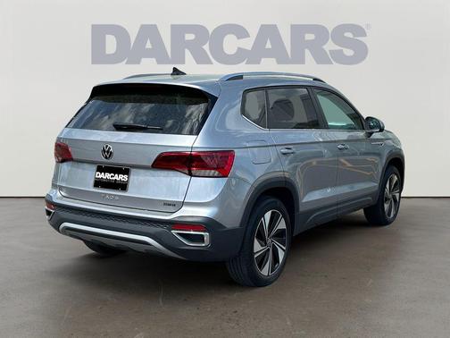 Gray 2023 Volkswagen Taos 1.5T SE