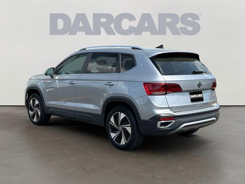 Gray 2023 Volkswagen Taos 1.5T SE